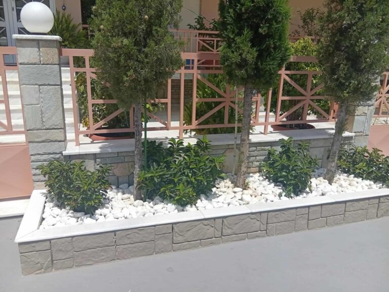 moustakasfarn κηπουρός στην Αττική